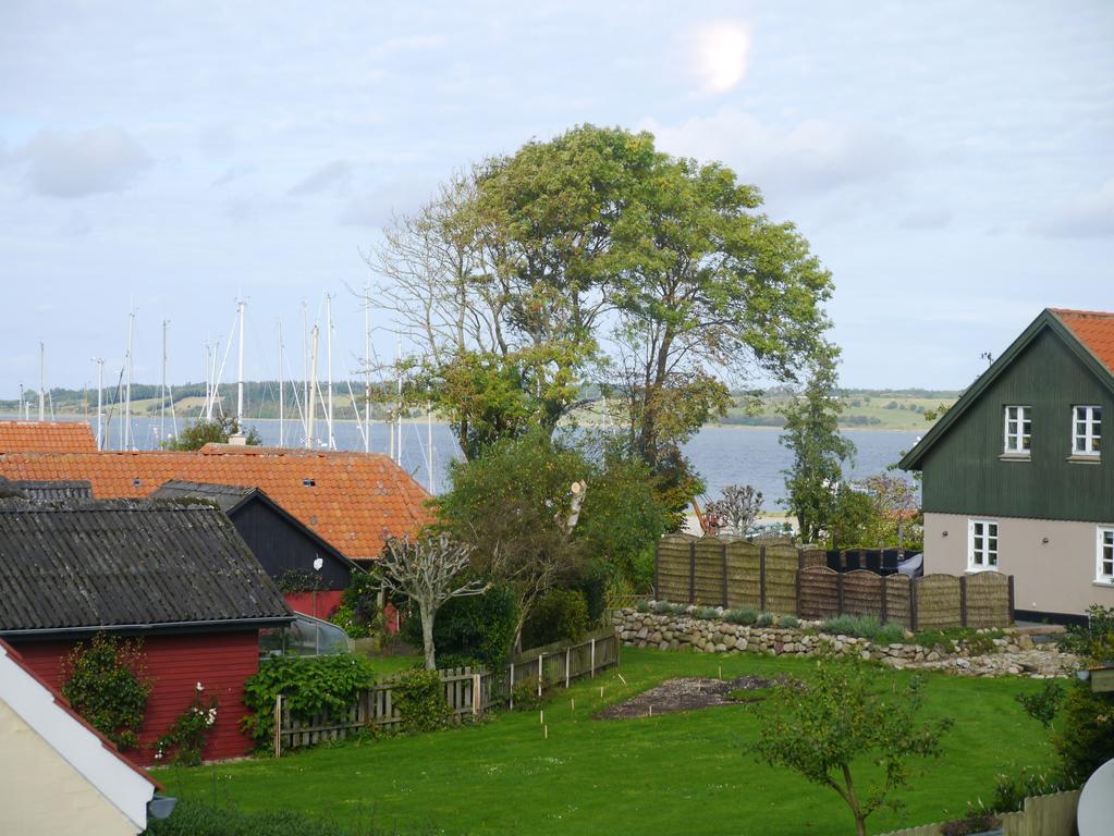 Hjarbaek Bed And Breakfast Exterior photo